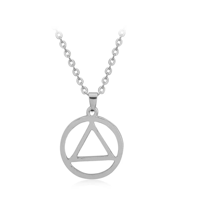 2023 Cute Circle Triangle Eminem Pendants Necklace Cuban Link Chain Fashion Jewelry Stainless Steel