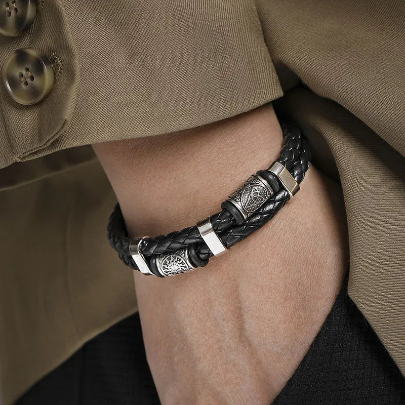 Vintage Viking Leather Bracelet for Men Boho Woven Bracelet Braided Wristband Hand Jewelry Magnetic Clasp Leather Bracelet Homme